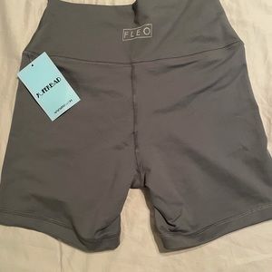 FLEO power high rise Castlerock Biker.  NWT